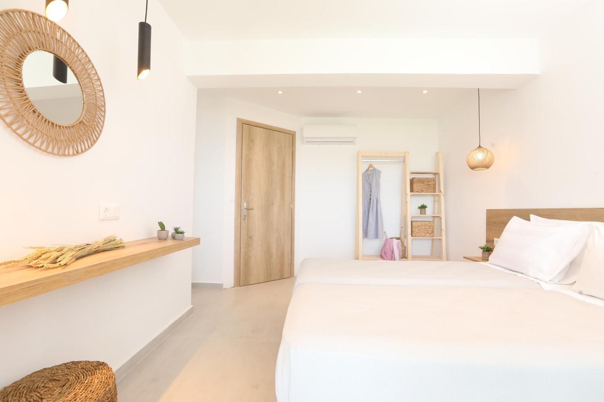 Magdachris Luxury Rooms アギオス・ゲオルギオス・パゴン エクステリア 写真