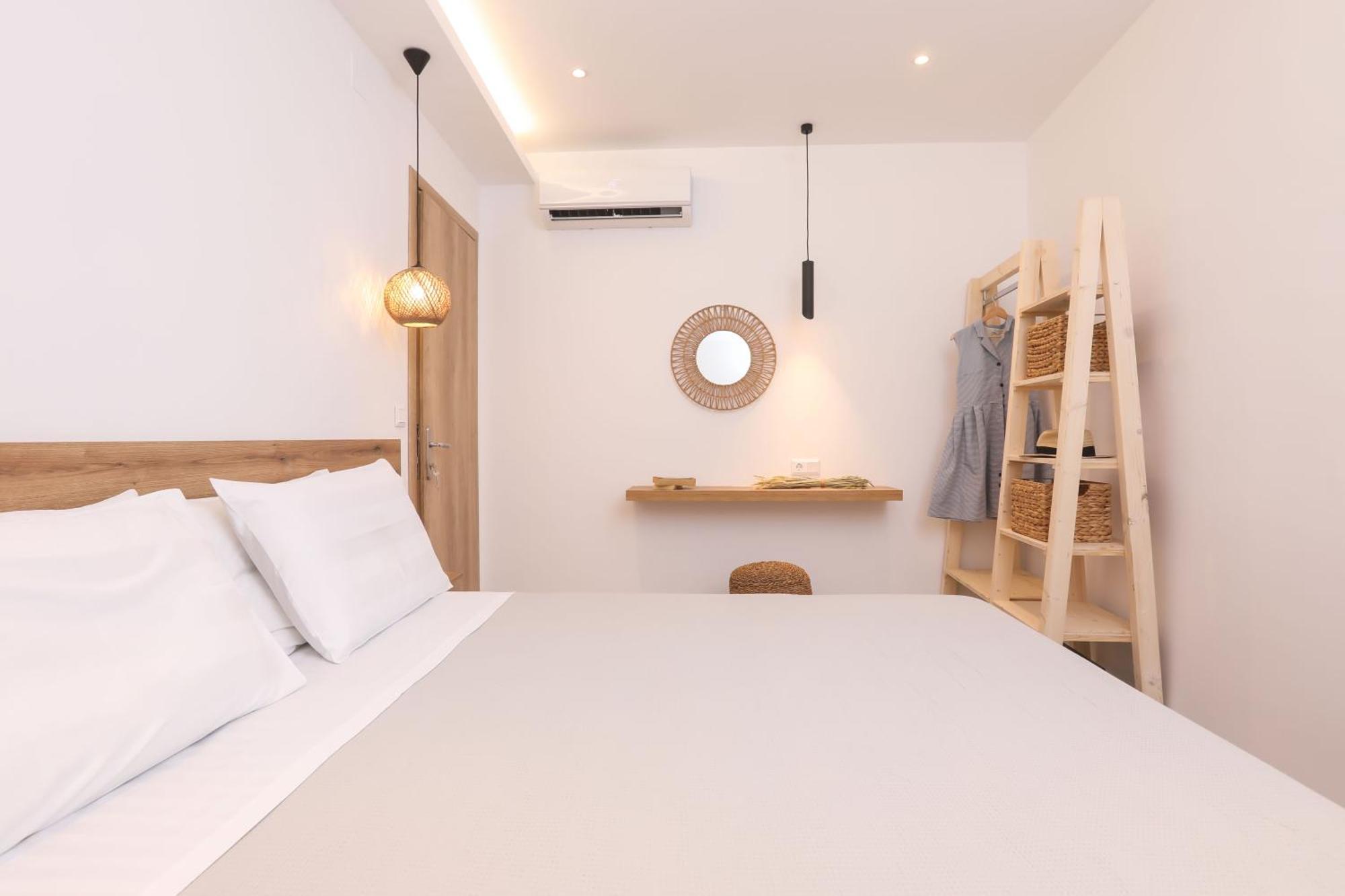 Magdachris Luxury Rooms アギオス・ゲオルギオス・パゴン エクステリア 写真