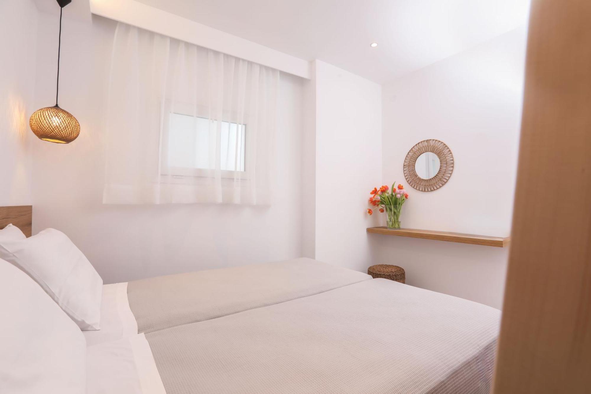 Magdachris Luxury Rooms アギオス・ゲオルギオス・パゴン エクステリア 写真